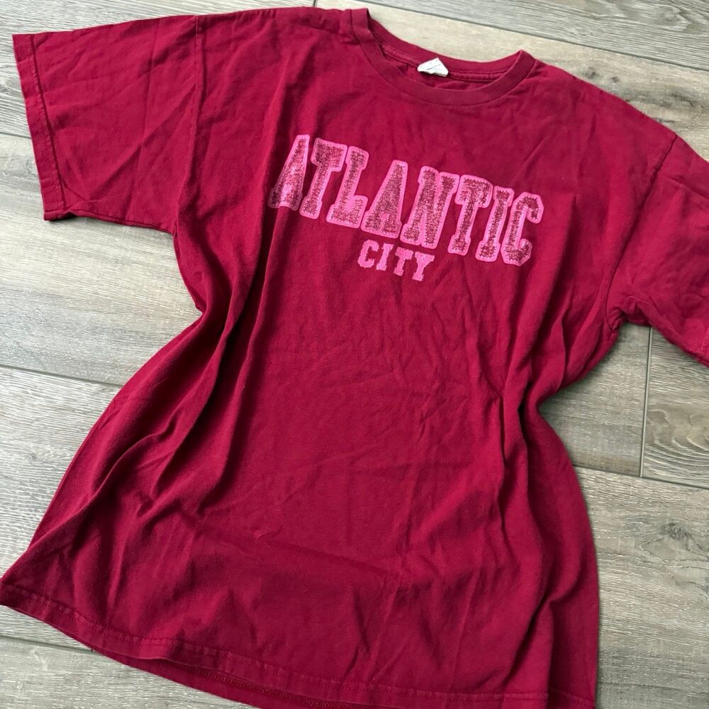 Atlantic City New Jersey Graphic Tee - Picture 2 of 3